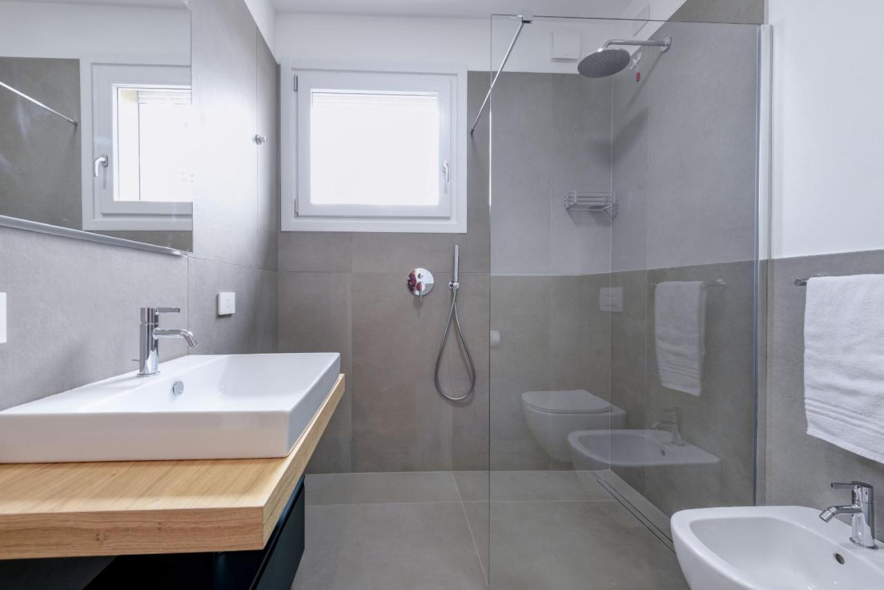 Opalia Residence - Garda Lake Lifestyle Apartment Peschiera del Garda Ngoại thất bức ảnh