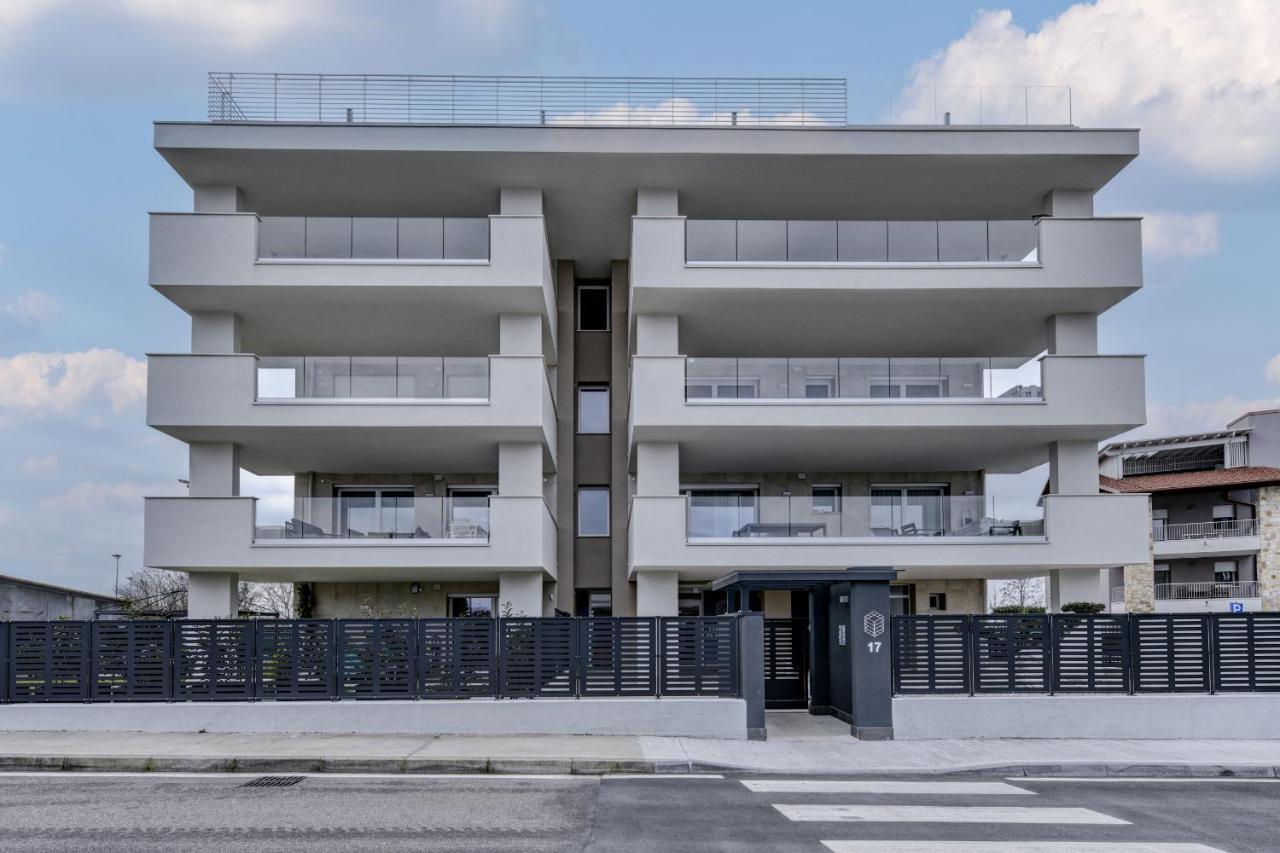 Opalia Residence - Garda Lake Lifestyle Apartment Peschiera del Garda Ngoại thất bức ảnh