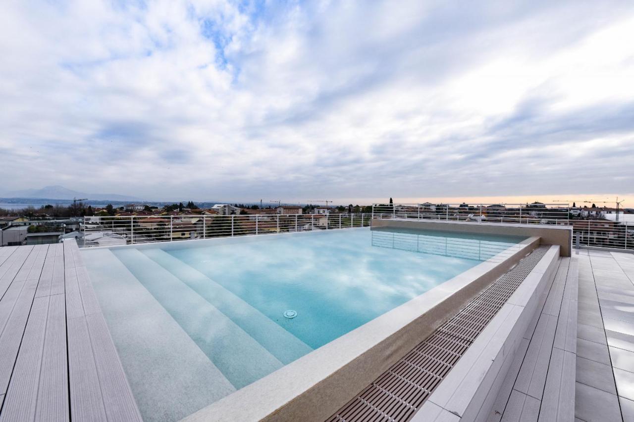 Opalia Residence - Garda Lake Lifestyle Apartment Peschiera del Garda Ngoại thất bức ảnh