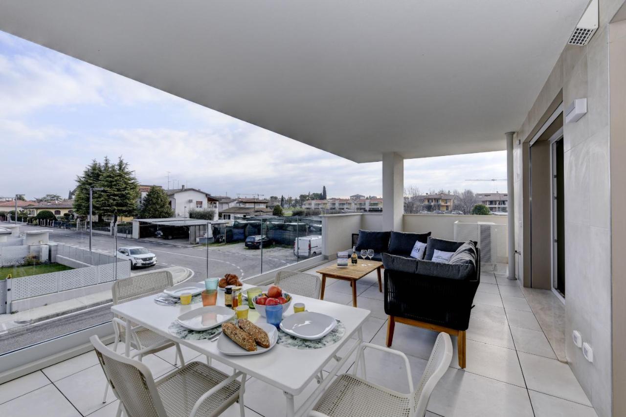 Opalia Residence - Garda Lake Lifestyle Apartment Peschiera del Garda Ngoại thất bức ảnh